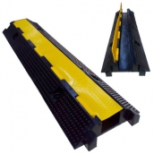 SH-R12679 橡膠中一線槽<br>
橡膠材質，黃色PVC蓋板<br>整體約 長99㎝*寬26㎝*高6.5㎝，重約8.7kg<br>內槽尺寸：約7㎝*5㎝ 