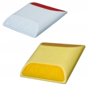 SH-D650　黏著型平面塑膠反光標記<P>說明：可搭配紅、黃或白色反光片10cm*10cm<br>背面平面砂漿