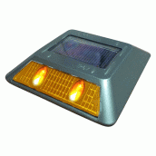 SH-DL01B　太陽能鑄鋁平面閃光標記<P>說明：雙向各兩顆LED燈(閃爍)<P>可搭配紅、黃色反光片<P>(點開大圖可參考閃爍效果)
